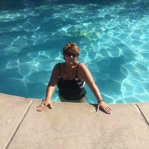 Meet your Posher, Whitney